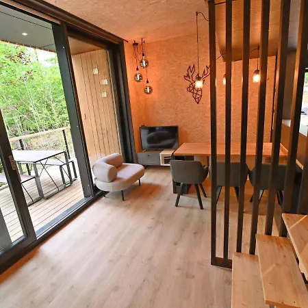 Holiday home Modern In Oignies-en-thierache With Terrace