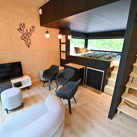 Holiday home Modern In Oignies-en-thierache With Terrace Oignies